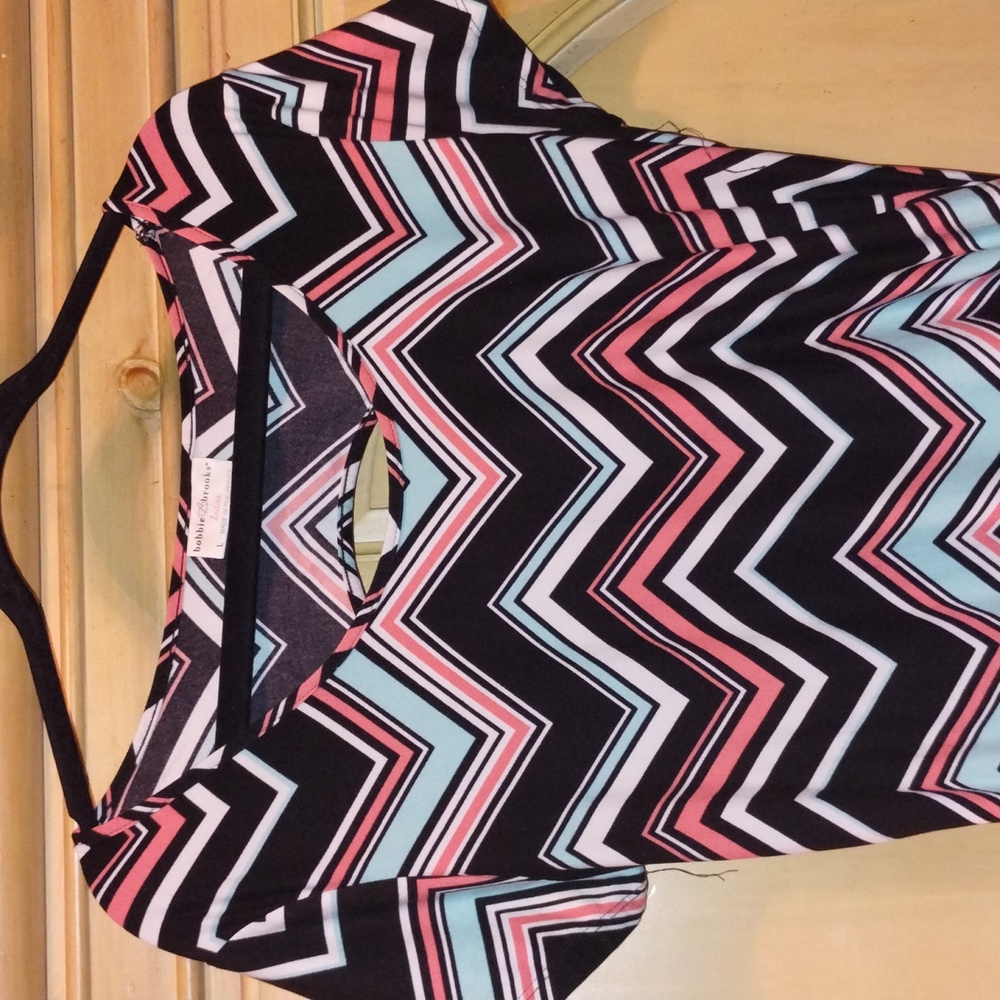 Bobbie Brooks Ladies Chevron Dress Size Large 🧡